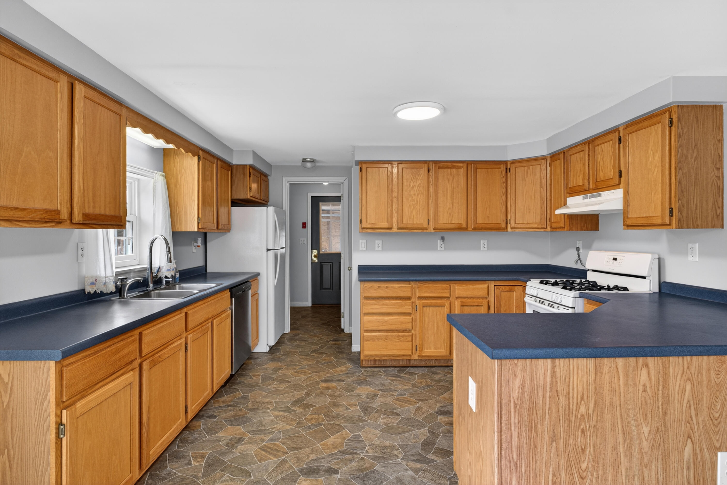 23 Old Post Road Lyman, ME 04002 - Photo 8 of 65 photos_high_resolution_23_Old_Post_Rd_10