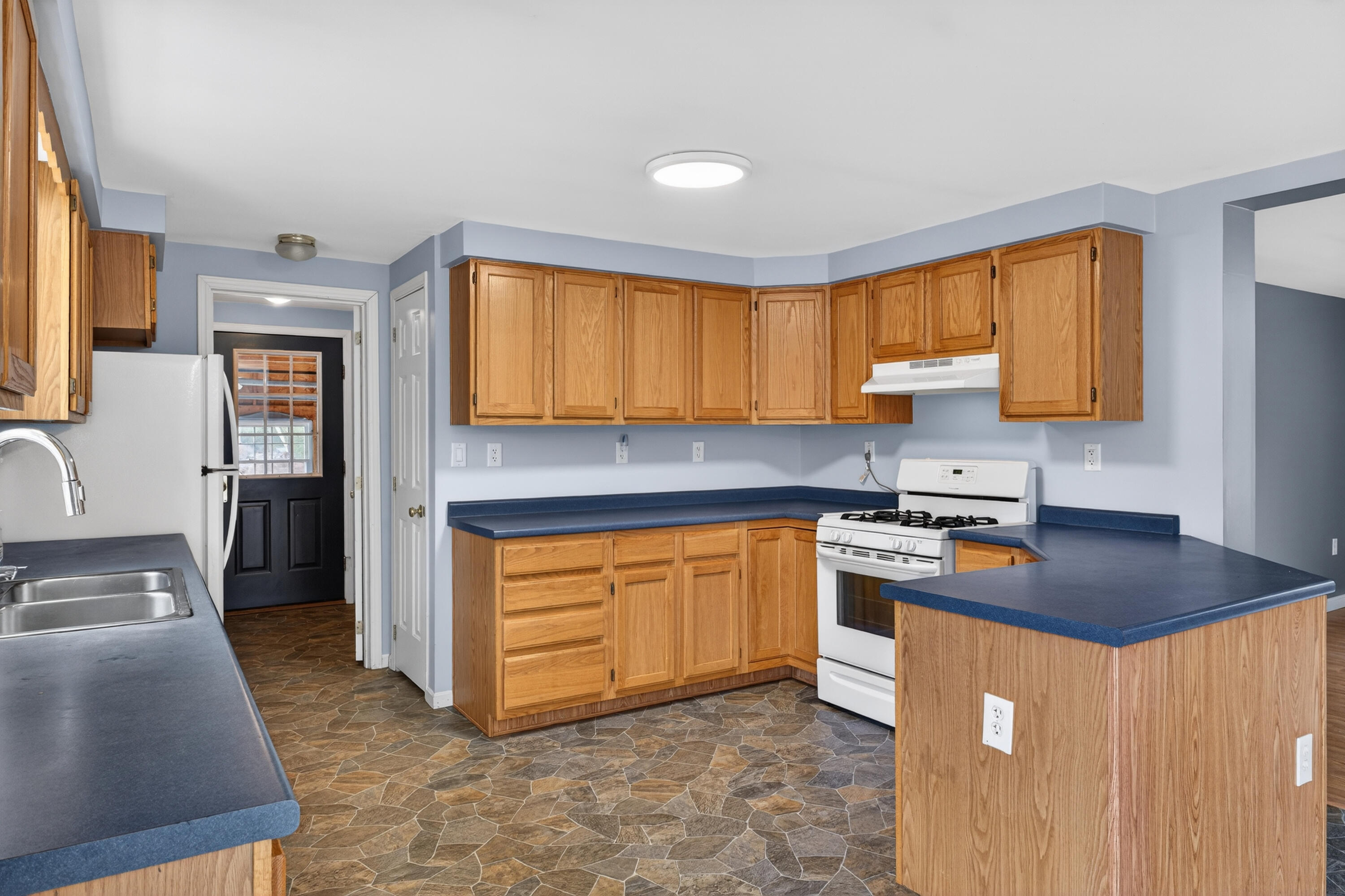 23 Old Post Road Lyman, ME 04002 - Photo 9 of 65 photos_high_resolution_23_Old_Post_Rd_11