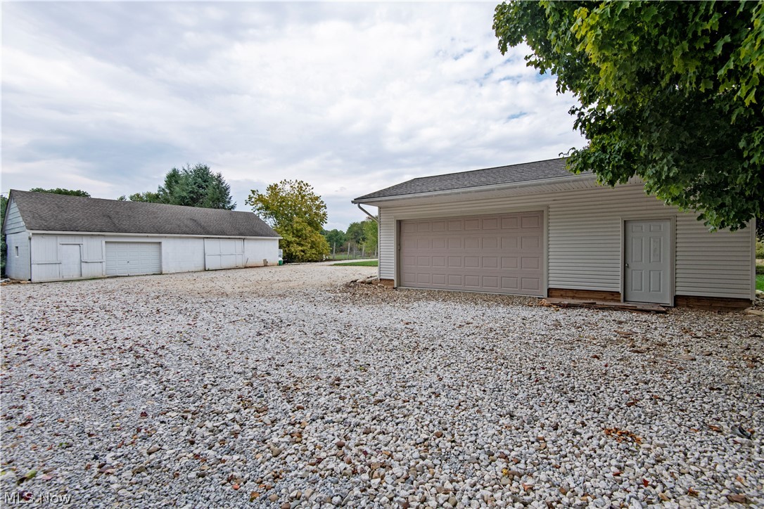 3551 Minor Road Akron, OH 44321 - Photo 6 of 30