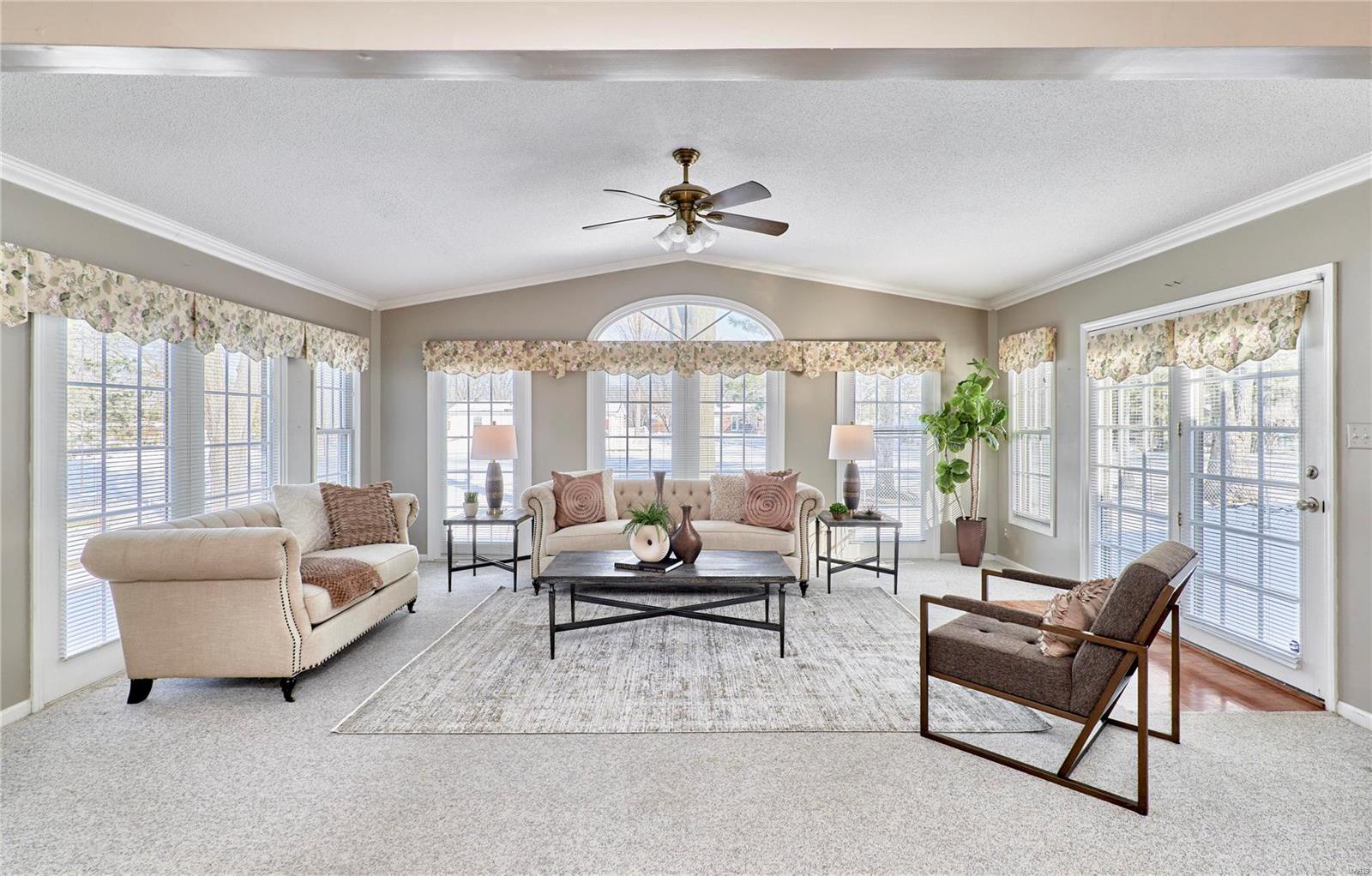 15713 Hill House Road Chesterfield, MO 63017 - Photo 13 of 26 Gallery Image 13