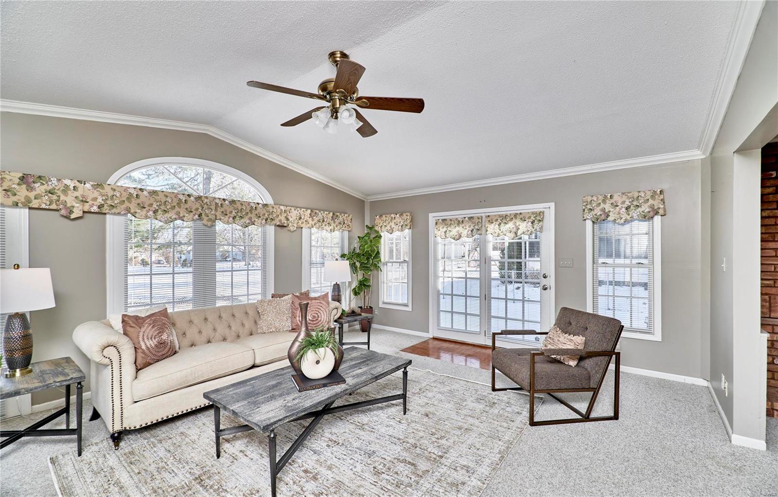 15713 Hill House Road Chesterfield, MO 63017 - Photo 14 of 26 Gallery Image 14