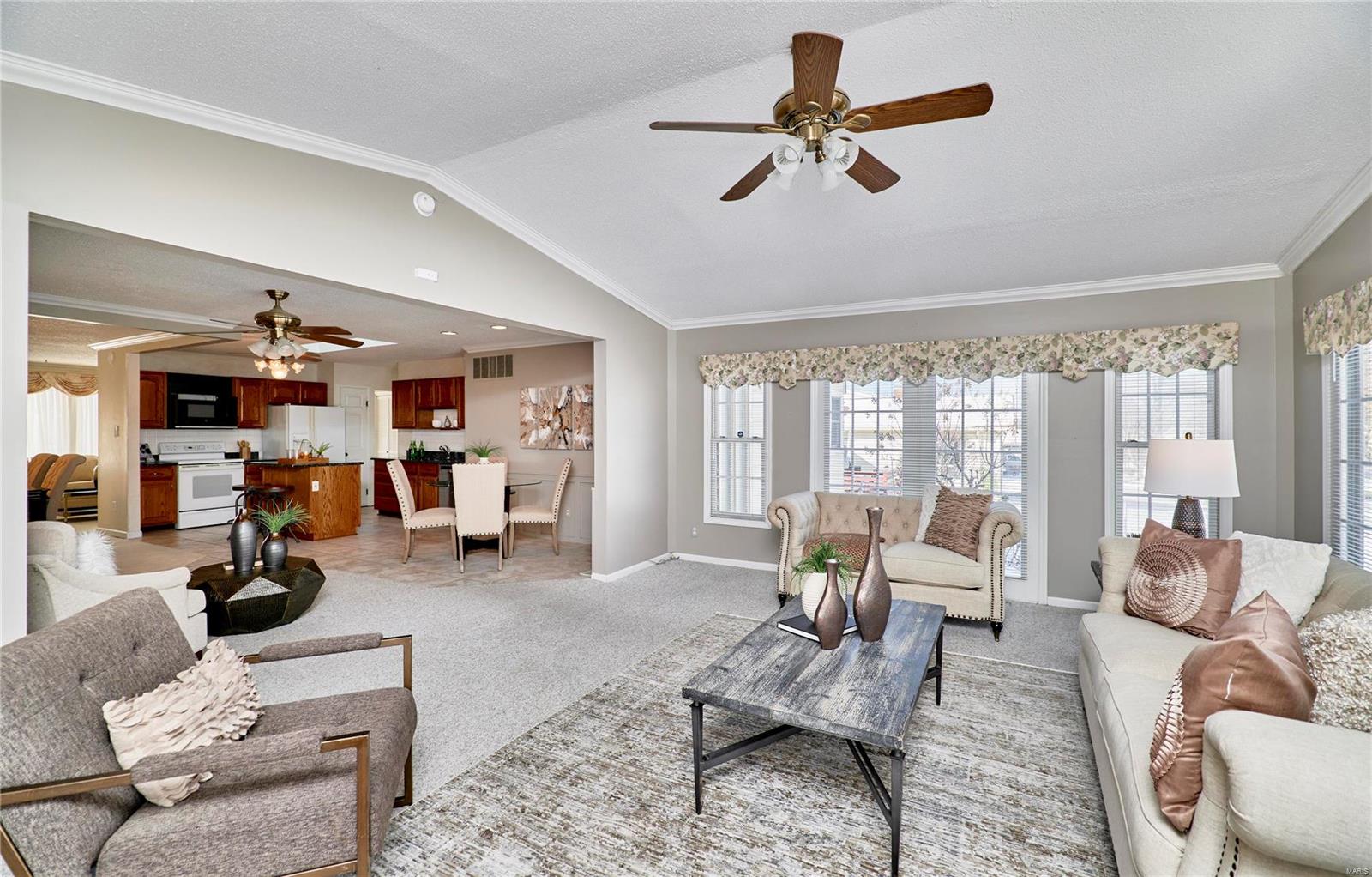 15713 Hill House Road Chesterfield, MO 63017 - Photo 15 of 26 Gallery Image 15