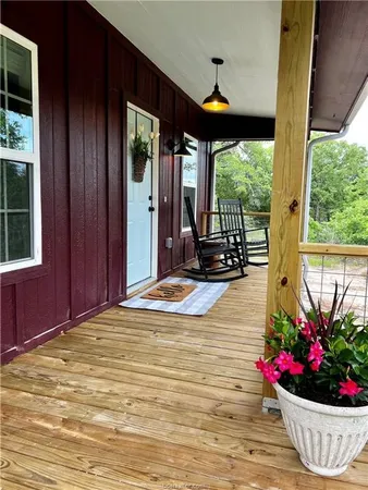 $1,675 | 535 Husk, Somerville, TX 77879