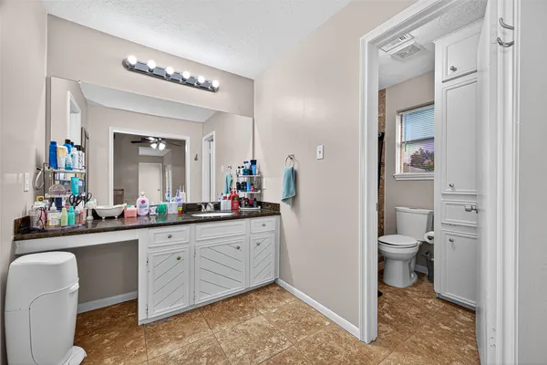 $2,500 | 4006 Dover Street, Deer Park, TX 77536