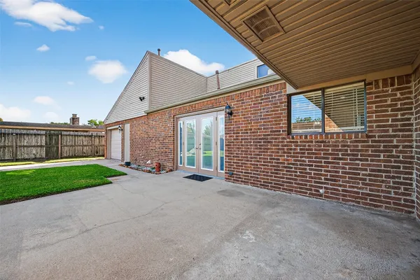 $2,500 | 4006 Dover Street, Deer Park, TX 77536