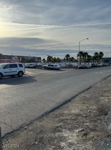 $2,194,000 | 4182 East Lake Mead Boulevard, Las Vegas, NV 89115