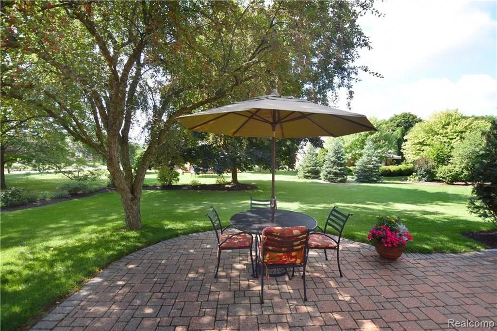 926 Ten Point Drive Rochester Hills, MI 48309 - Photo 26 of 29