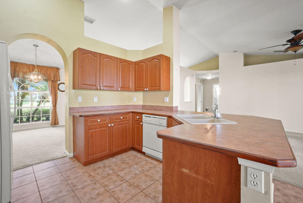2678 Southwest Ace Road Port St. Lucie, FL 34953 - Photo 24 of 32 Kitchen