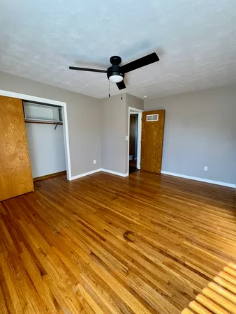 $1,250 | 910 4th Avenue, De Witt, IA 52742