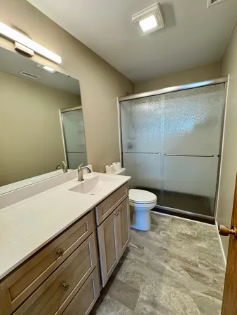 $1,250 | 910 4th Avenue, De Witt, IA 52742