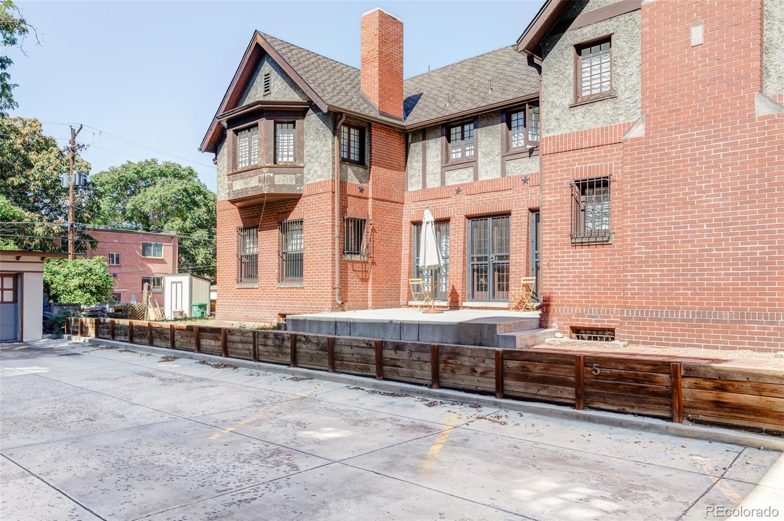 1035 East 10th Avenue, Unit 6 Denver, CO 80218 - Photo 31 of 32 a bathroom with a tub and a sink