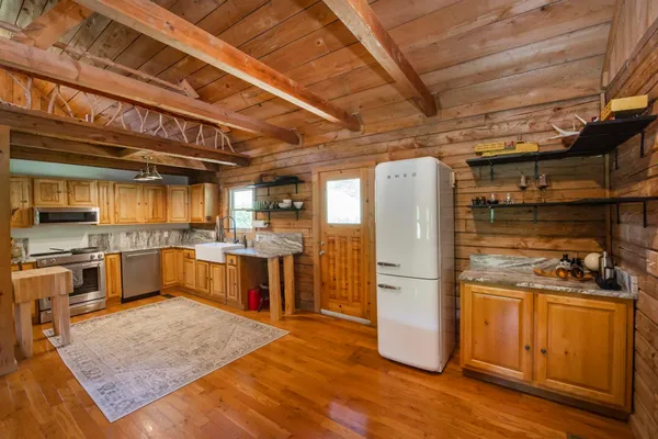 $1,250,000 | 1370 Dog Branch Road, Hartsville, TN 37074
