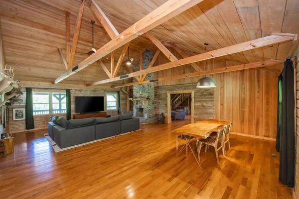 $1,250,000 | 1370 Dog Branch Road, Hartsville, TN 37074