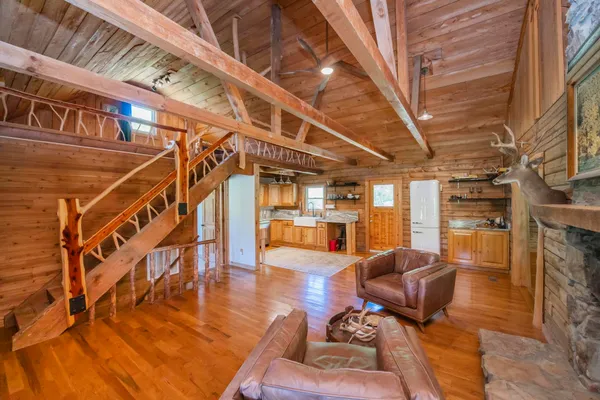 $1,250,000 | 1370 Dog Branch Road, Hartsville, TN 37074