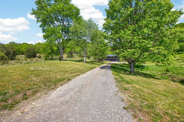 $1,250,000 | 1370 Dog Branch Road, Hartsville, TN 37074