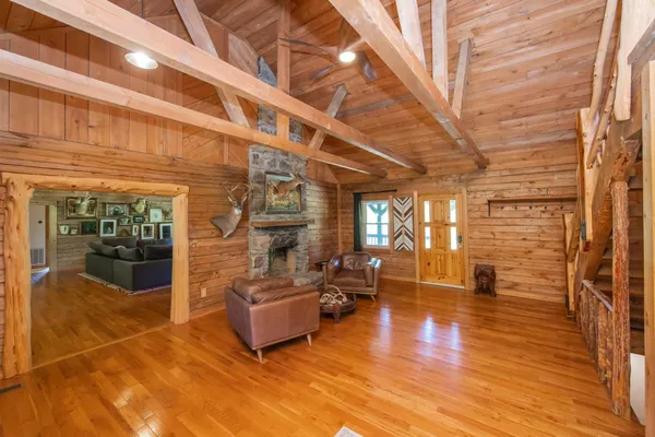 $1,250,000 | 1370 Dog Branch Road, Hartsville, TN 37074