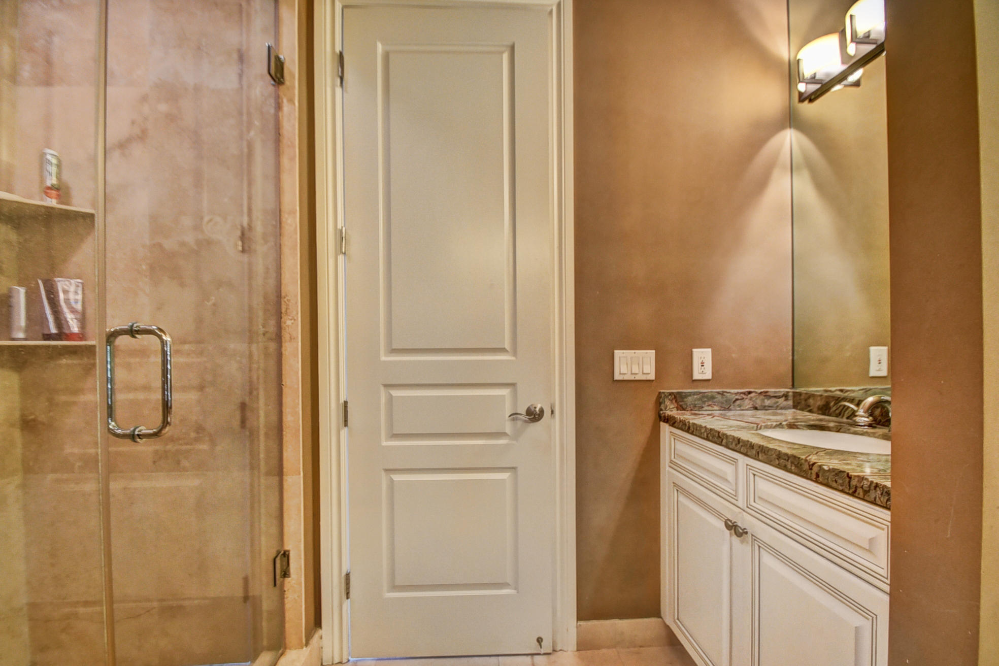 604 Renaissance Way, Unit 604 Delray Beach, FL 33483 - Photo 19 of 31 DSC_6894_5_6_7_8