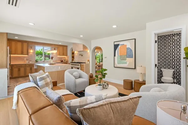 $1,899,000 | 6280 Lance Place, San Diego, CA 92120