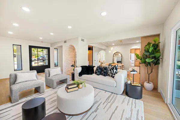 $1,899,000 | 6280 Lance Place, San Diego, CA 92120