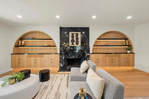 $1,899,000 | 6280 Lance Place, San Diego, CA 92120