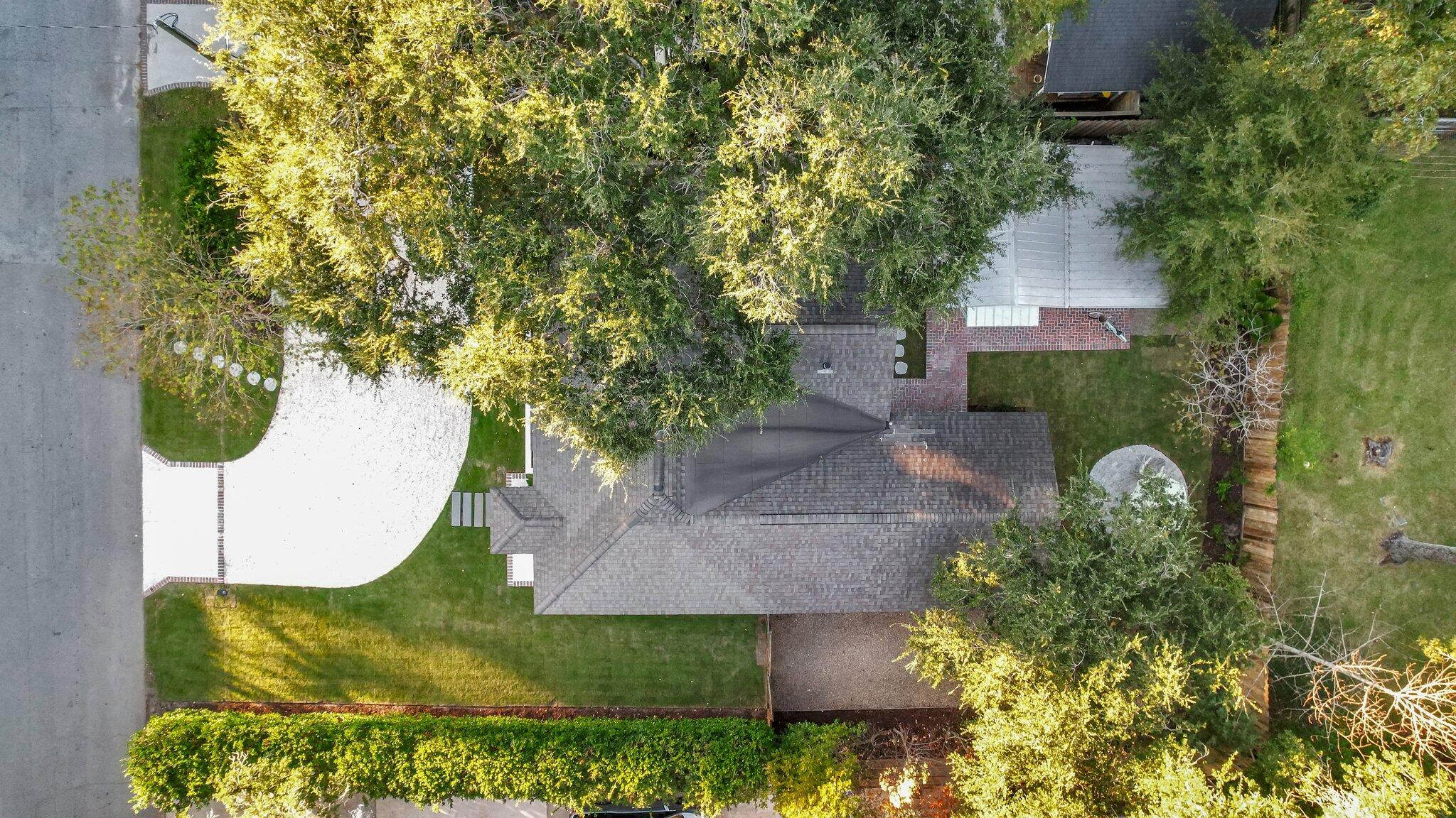 1470 Goblet Avenue Mount Pleasant, SC 29464 - Photo 36 of 37 26-web-or-mls-dji_fly_20241018_175652_90