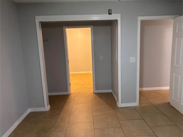 $2,400 | 2547 24th Street, Sarasota, FL 34234