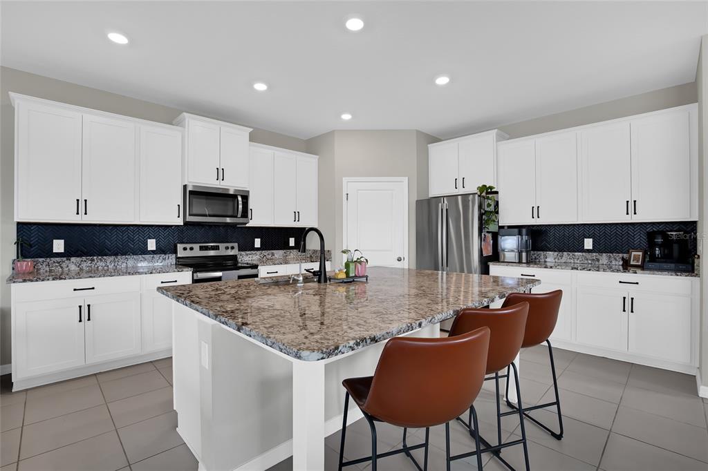 32265 Conchshell Sail Street Wesley Chapel, FL 33545 - Photo 12 of 55