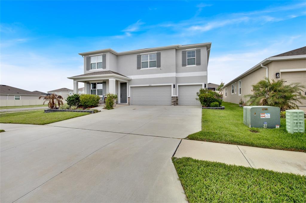 32265 Conchshell Sail Street Wesley Chapel, FL 33545 - Photo 3 of 55