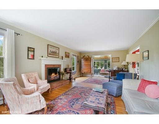 356 Delano Road Marion, MA 02738 - Photo 4 of 27 Gallery Image 4