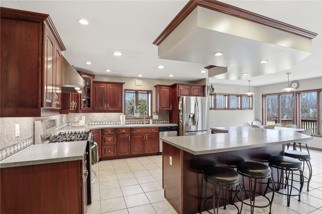1404 Manitou Road Greece, NY 14468 - Photo 9 of 50 Kitchen