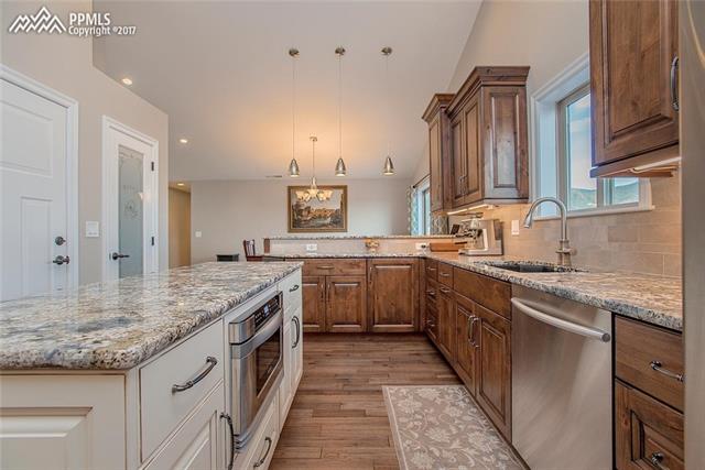 18270 Forest View Road Monument, CO 80132 - Photo 16 of 30