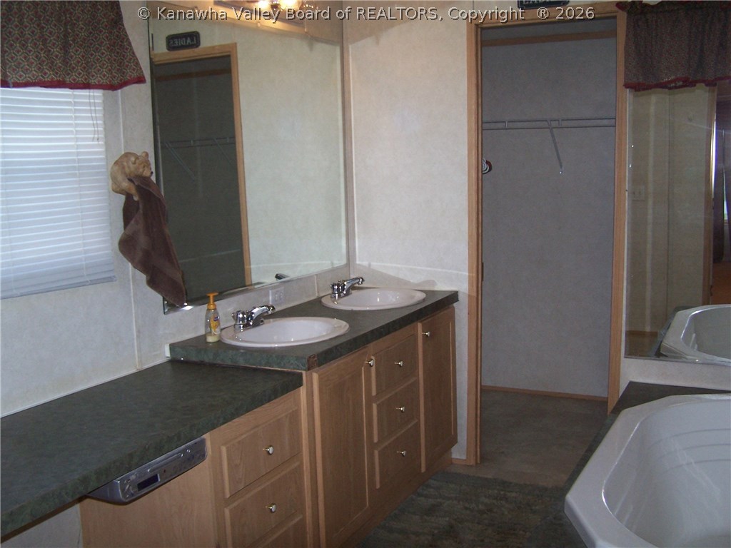 3410 Gunville Ridge Road Leon, WV 25123 - Photo 11 of 24 Gallery Image 11