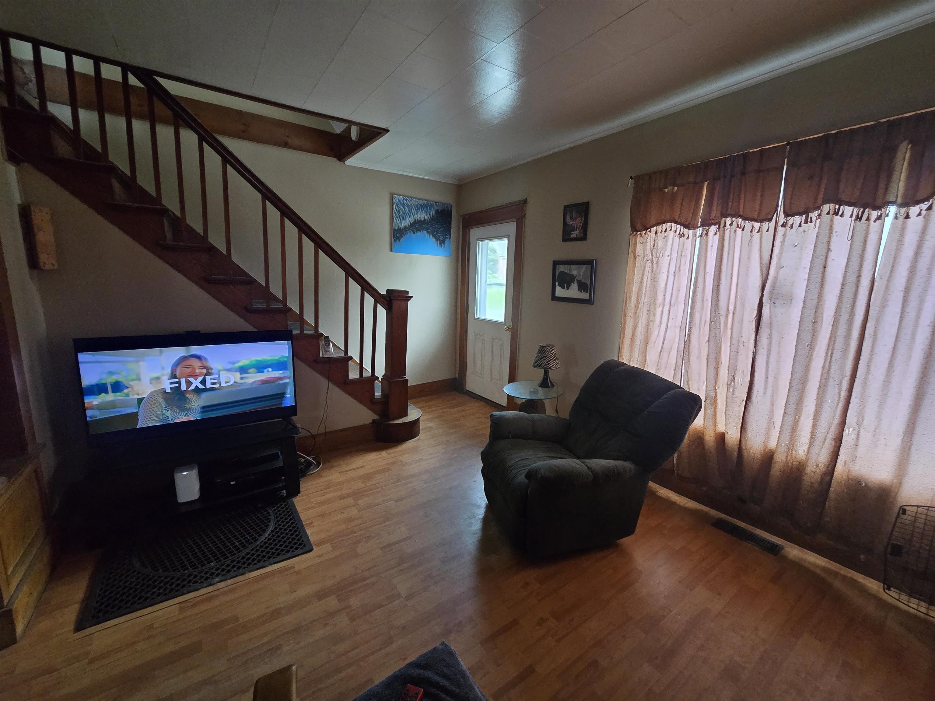 46 High Street Troy, VT 05859 - Photo 7 of 14