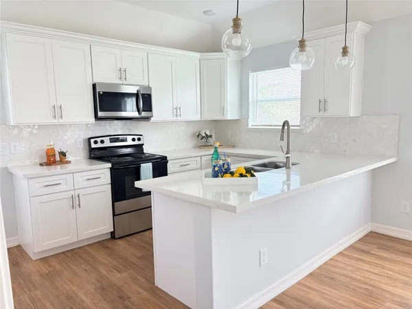 $2,100 | 16210 Longwood Spr, Cypress, TX 77429