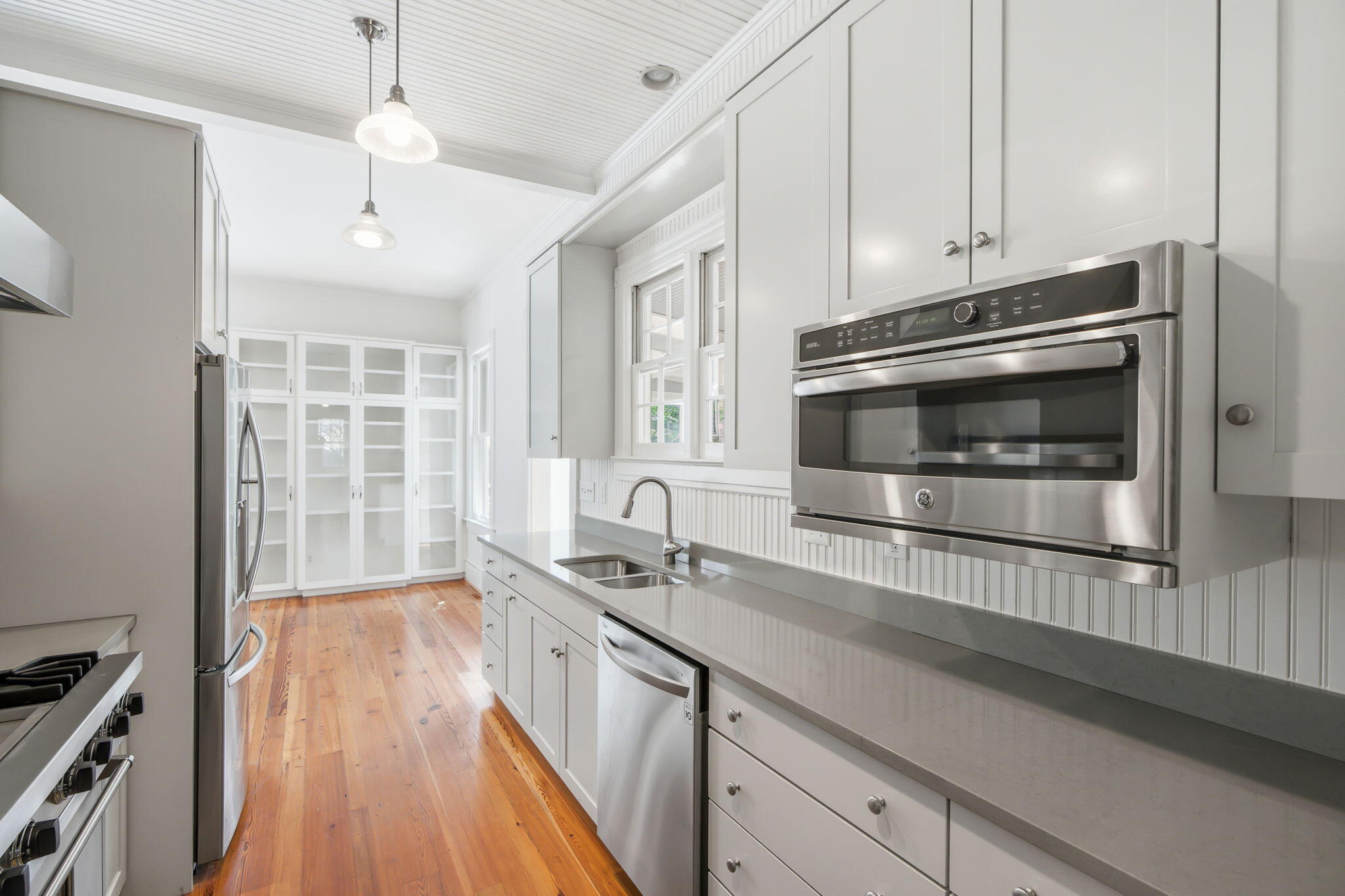 328 Bennett Street Mount Pleasant, SC 29464 - Photo 15 of 57 44-web-or-mls-DSC08303