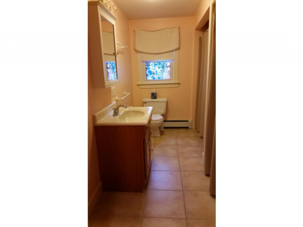 24 Prospect Street Exeter, NH 03833 - Photo 13 of 21
