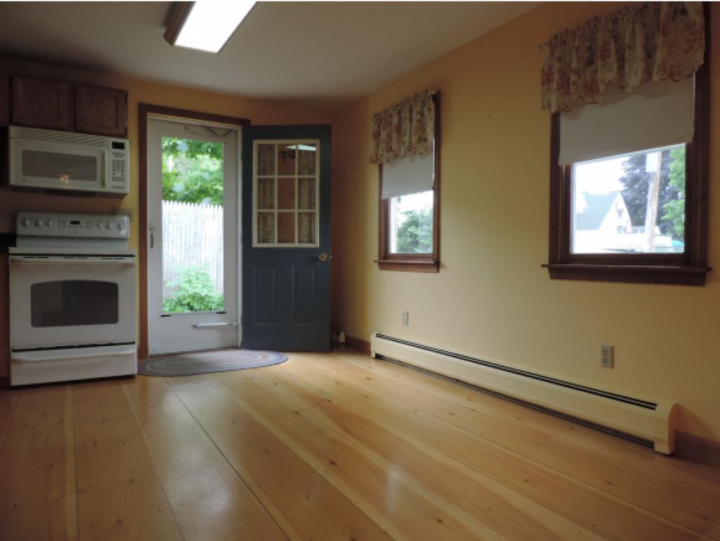 24 Prospect Street Exeter, NH 03833 - Photo 3 of 21