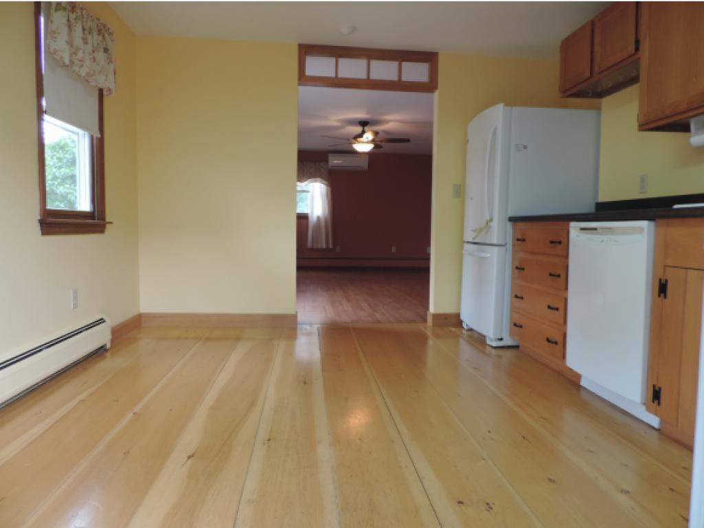 24 Prospect Street Exeter, NH 03833 - Photo 5 of 21