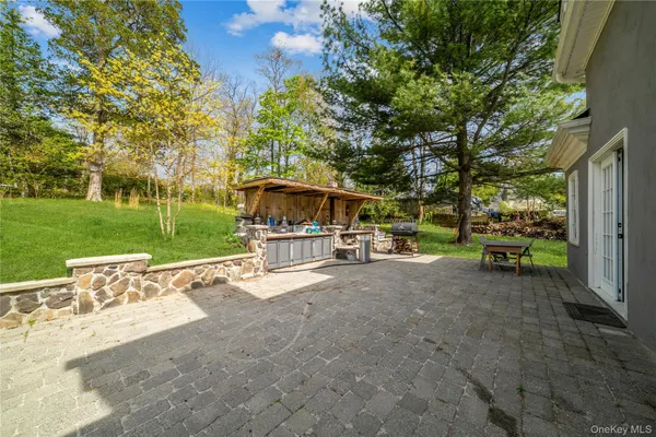 $3,500 | 143 North Rocky Point Landing Road, Rocky Point, NY 11778