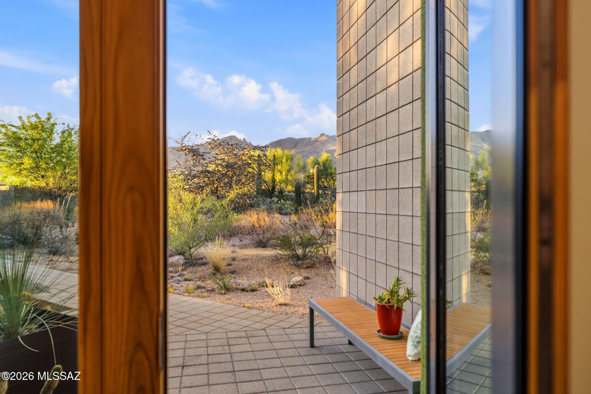 5070 North Valley View Road Tucson, AZ 85718 - Photo 11 of 51