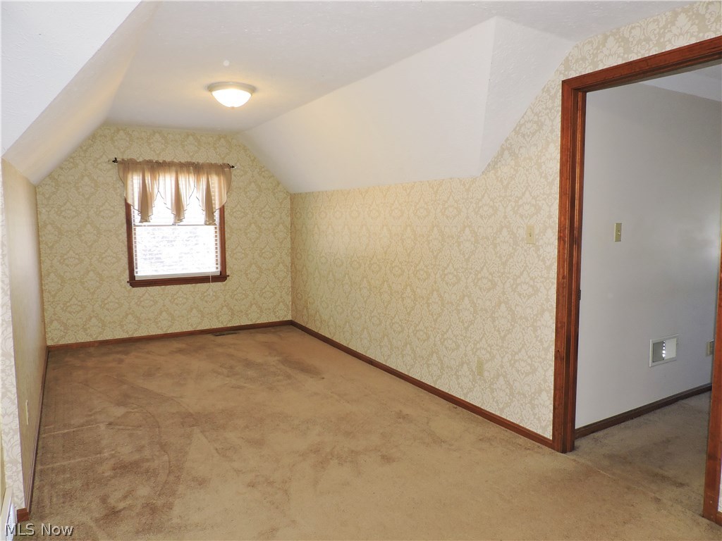 22217 Mastick Road Cleveland, OH 44126 - Photo 12 of 21 Gallery Image 12