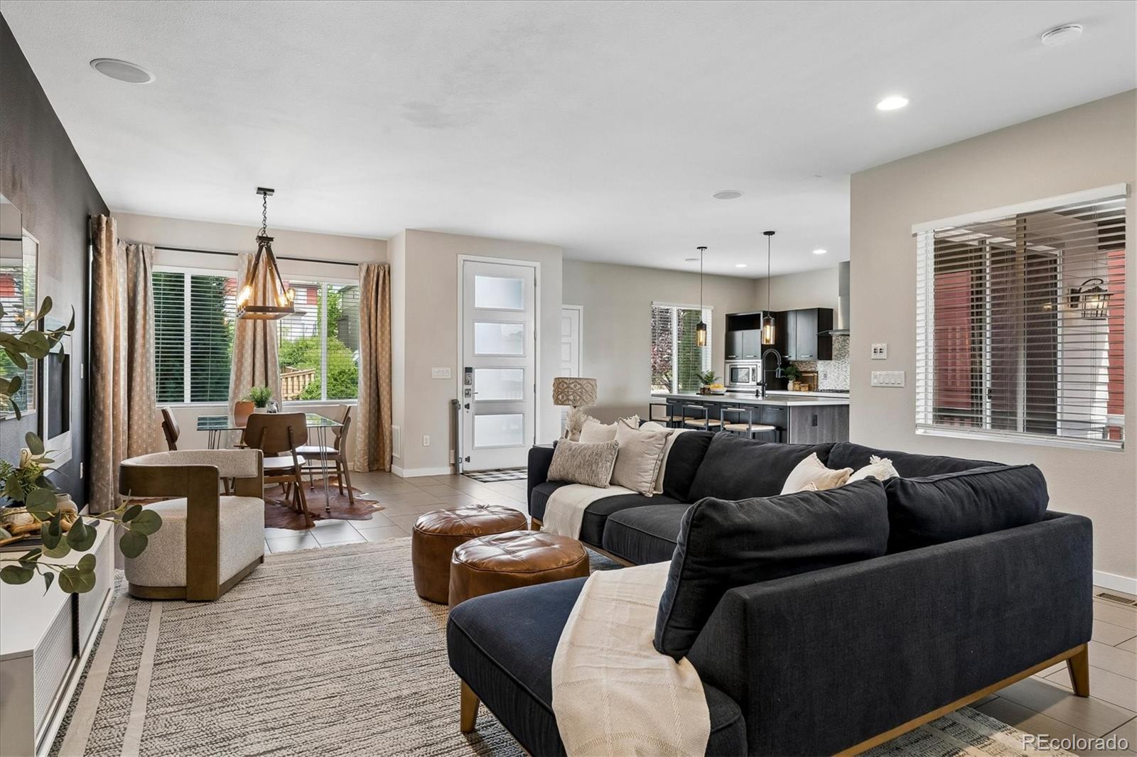 3370 Cranston Circle Highlands Ranch, CO 80126 - Photo 4 of 33