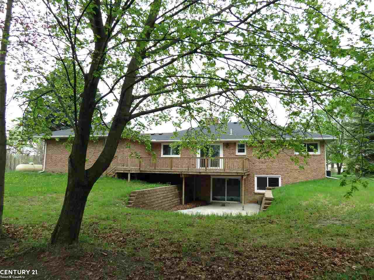8550 Bordman Road Almont, MI 48003 - Photo 3 of 36