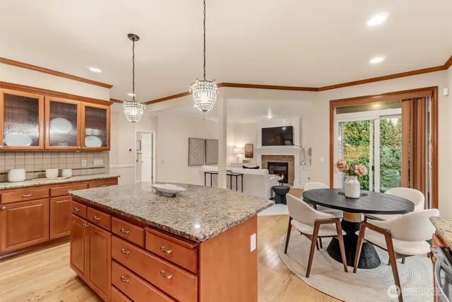 $1,650,000 | 21206 37th Avenue Southeast, Bothell, WA 98021