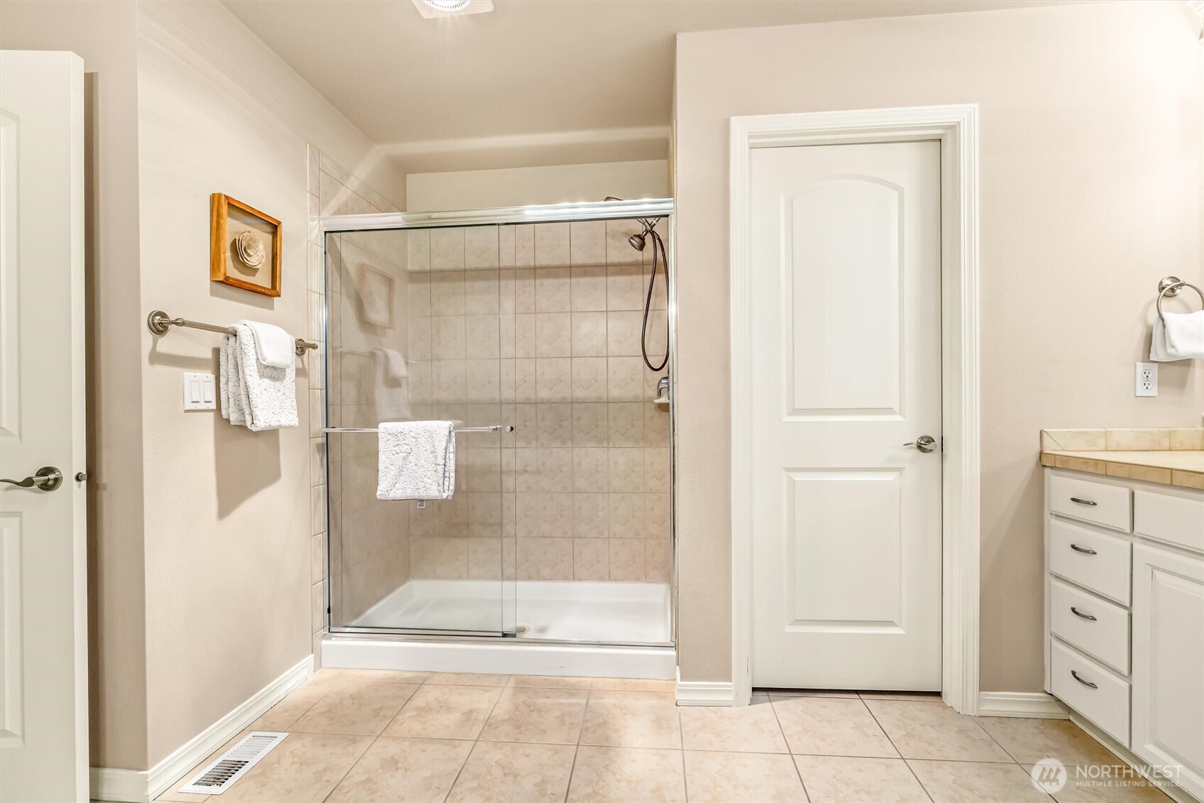 21206 37th Avenue Southeast Bothell, WA 98021 - Photo 29 of 37