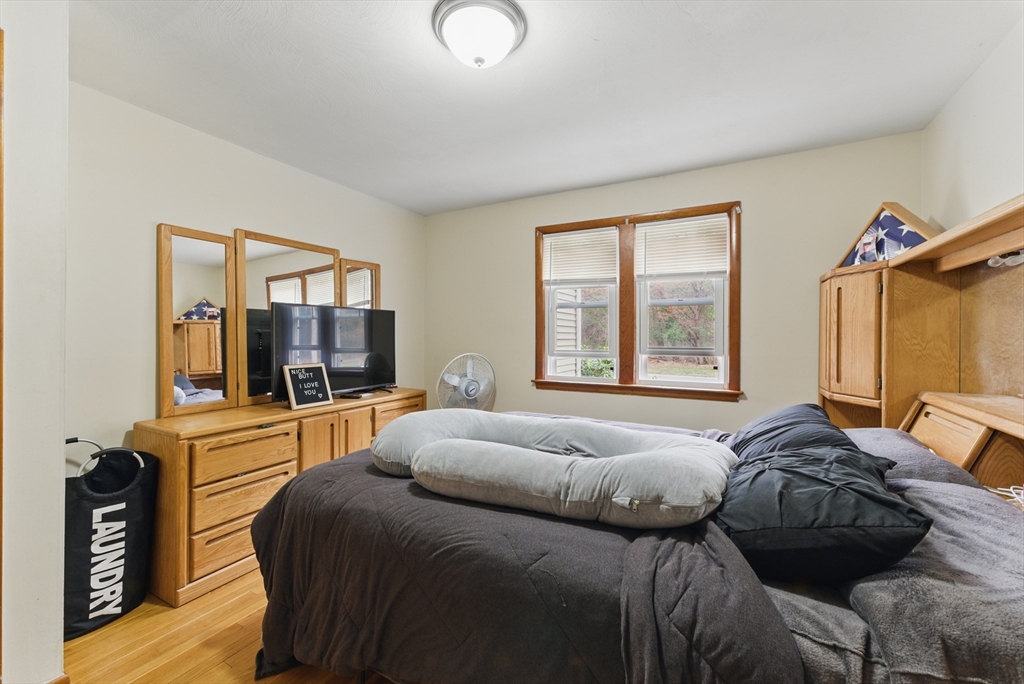 42 North Brook Road Springfield, MA 01119 - Photo 17 of 35