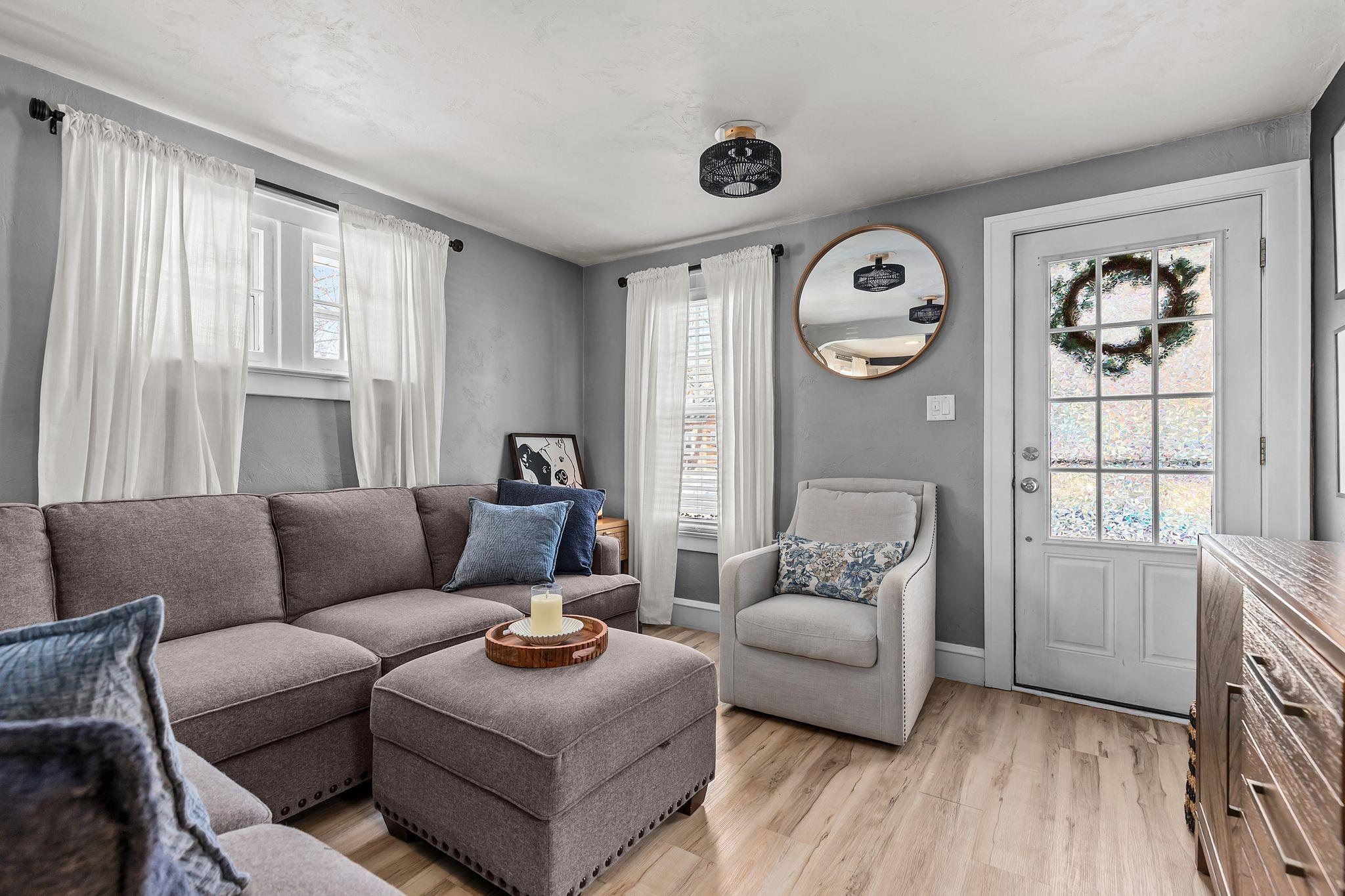 539 West Brewster Street Appleton, WI 54911 - Photo 5 of 29