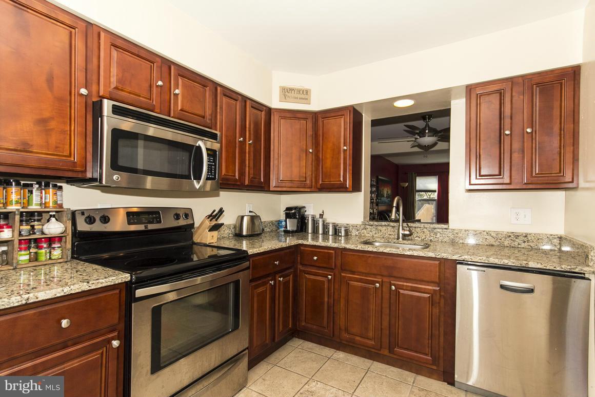 928 South Paca Street Baltimore, MD 21230 - Photo 3 of 23 Kitchen opens up to dinning room