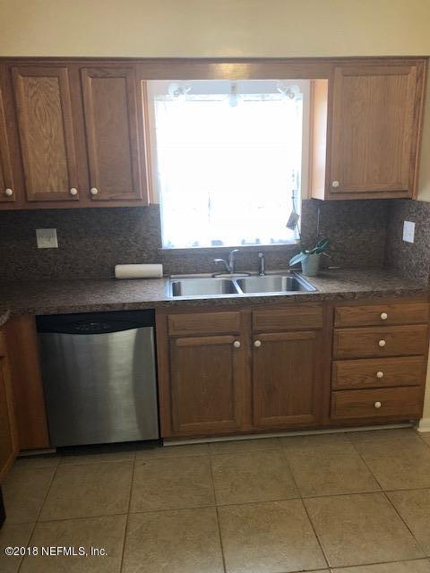 11780 Lake Ride Drive Jacksonville, FL 32223 - Photo 6 of 19 IMG_4601