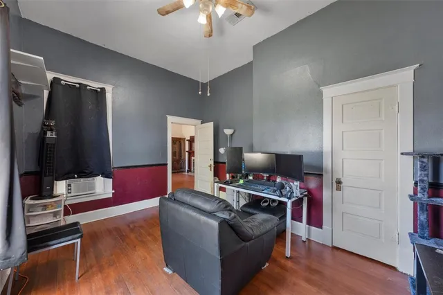 a front view of house with yard